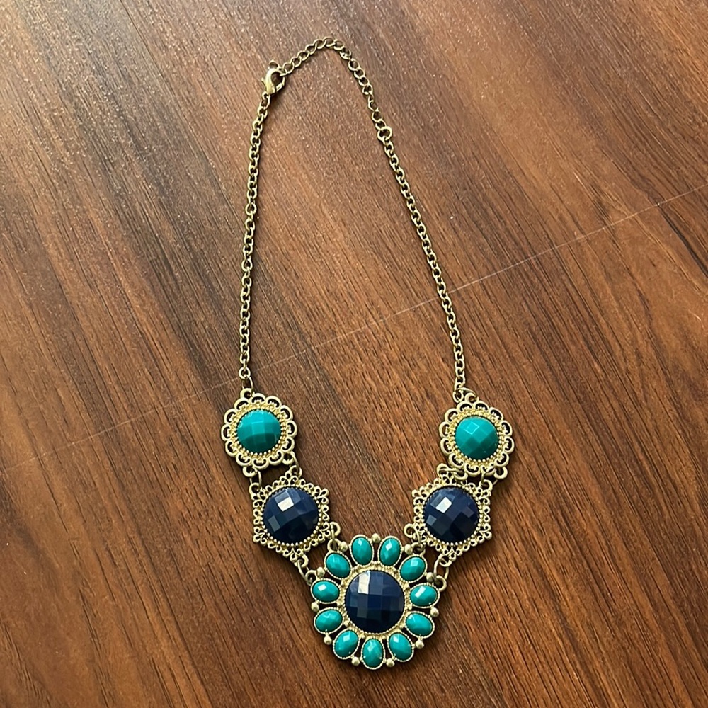 Turquoise/Blue Costume Necklace